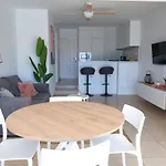 아파트 Elegant Sunny Terrace