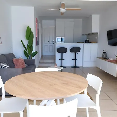 Apartamento Elegant Sunny Terrace