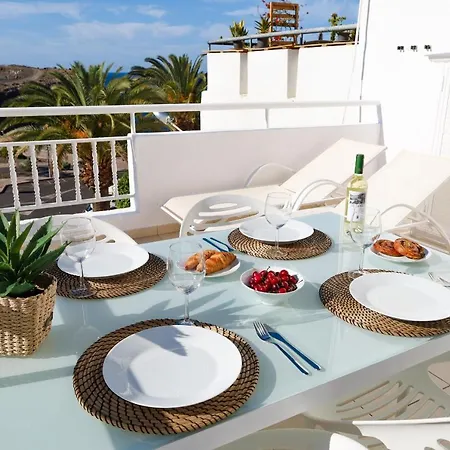 Elegant Sunny Terrace * Callao Salvaje