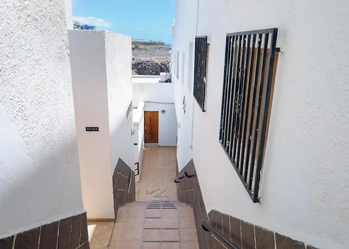 Lägenhet Elegant Sunny Terrace *