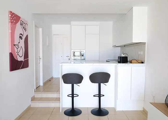 Lägenhet Elegant Sunny Terrace *