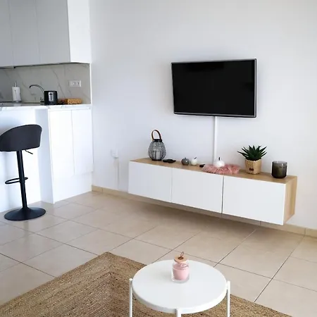 Apartment Elegant Sunny Terrace Callao Salvaje