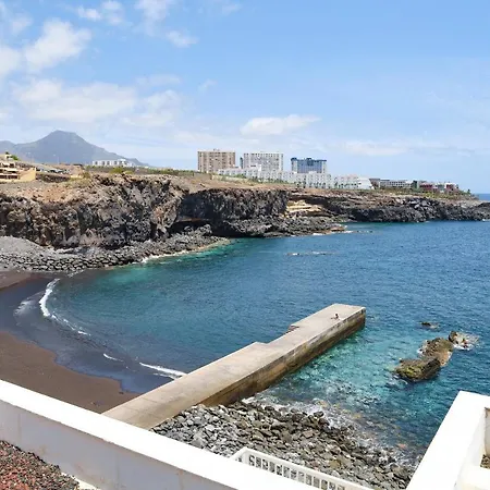 Elegant Sea View *